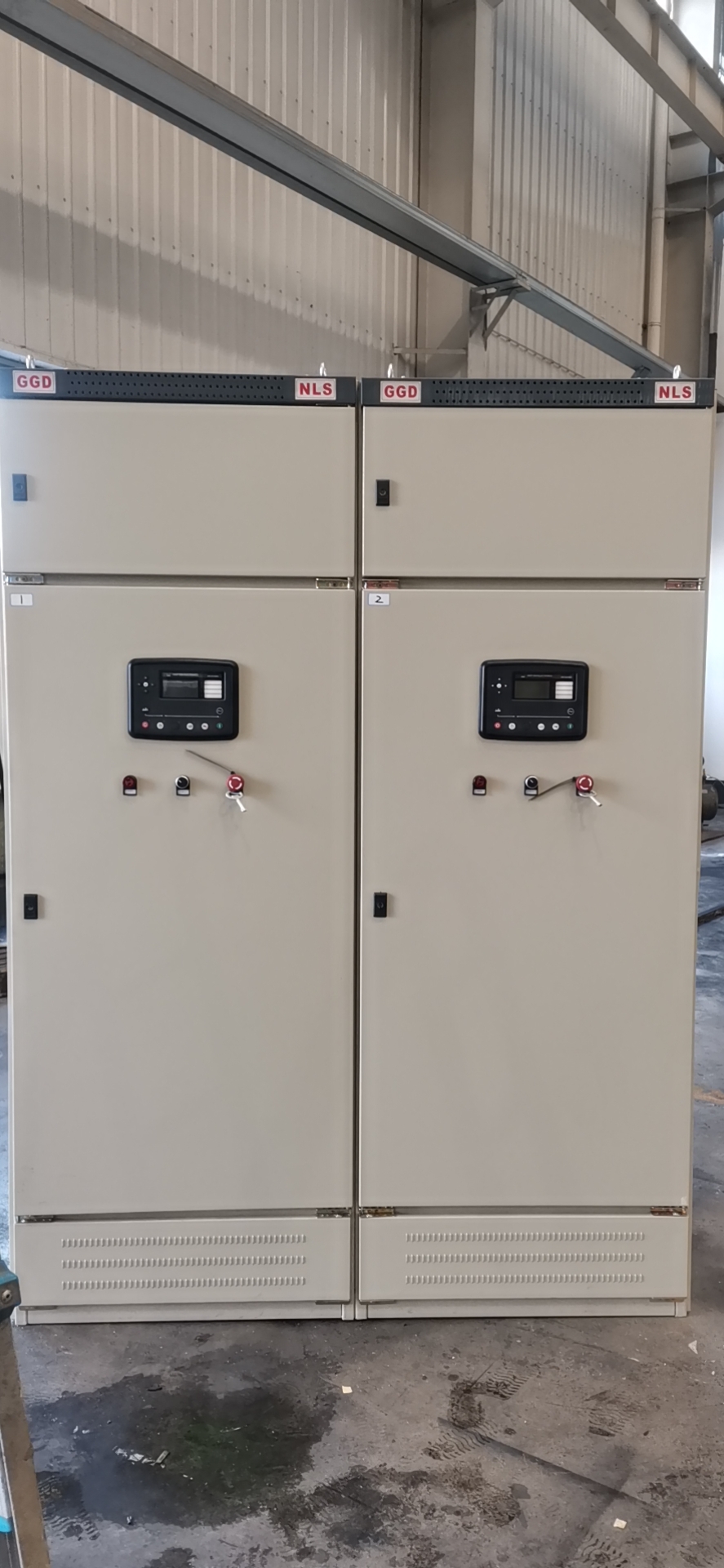 兩臺700KW并機(jī)發(fā)往上海青浦環(huán)保企業(yè)