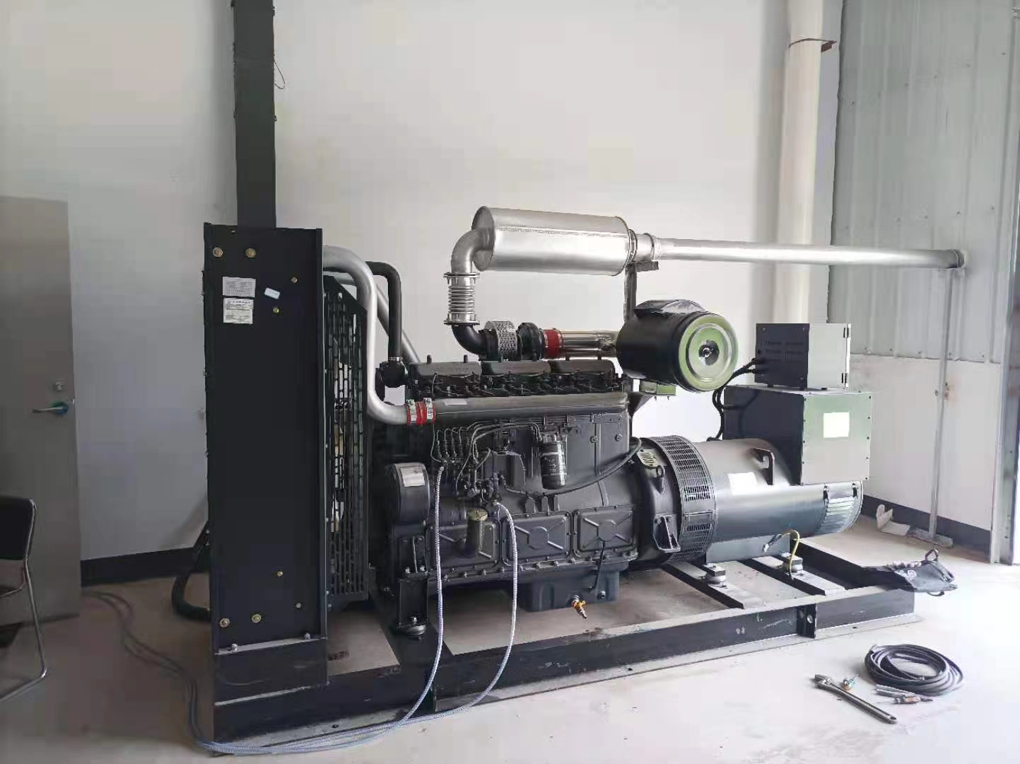 吉林汽車廠，300KW機組調試成功！